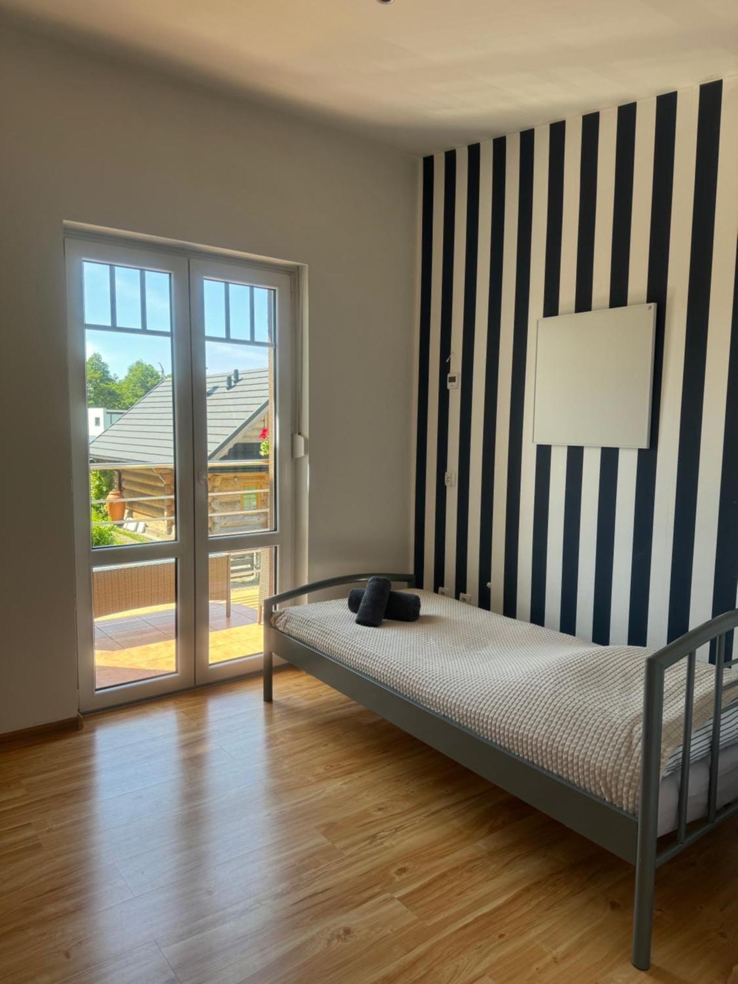 Domek Leba Nowecin Esterno foto